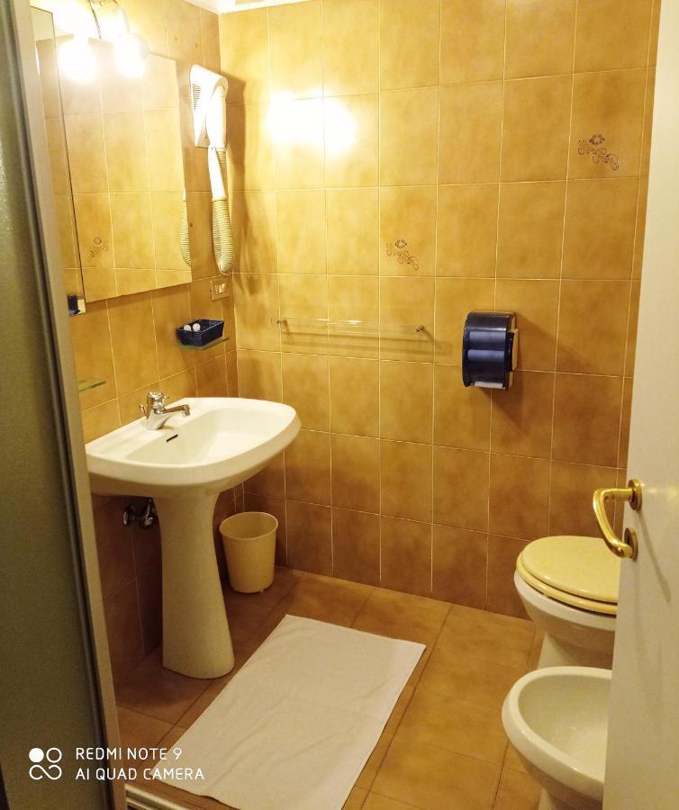 Mini hotel Quincinetto Bagian luar foto