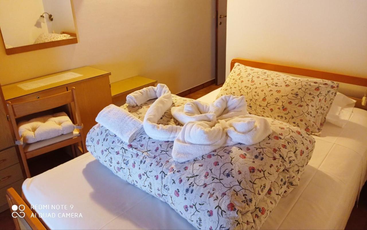 Mini hotel Quincinetto Bagian luar foto
