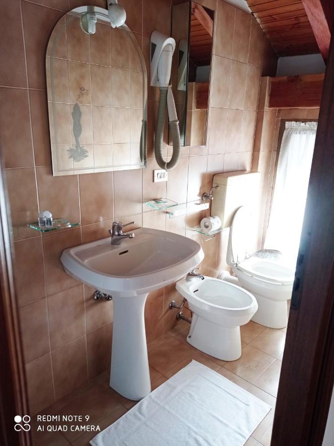 Mini hotel Quincinetto Bagian luar foto